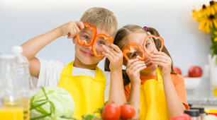 2.2. Listening: Things yоu eat (Focus 1)