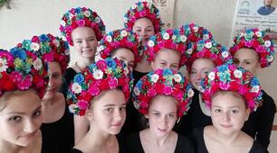 Хореографічна освіта в народному хореографічному колективі "Веселка" центру позашкільної освіти Лебединської міської Ради.