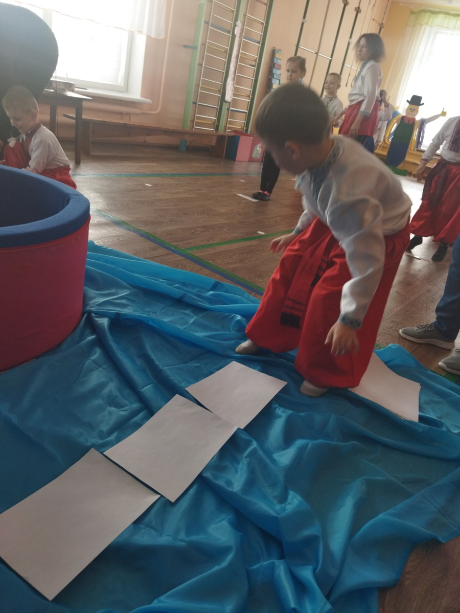 0201m1dp-7b76-940x1253.png